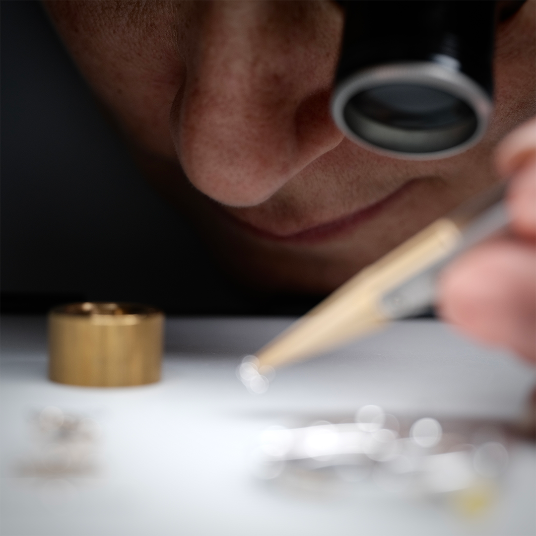 TIME2-JESSICA-PIETERS-ASSEMBLING-TOURBILLON